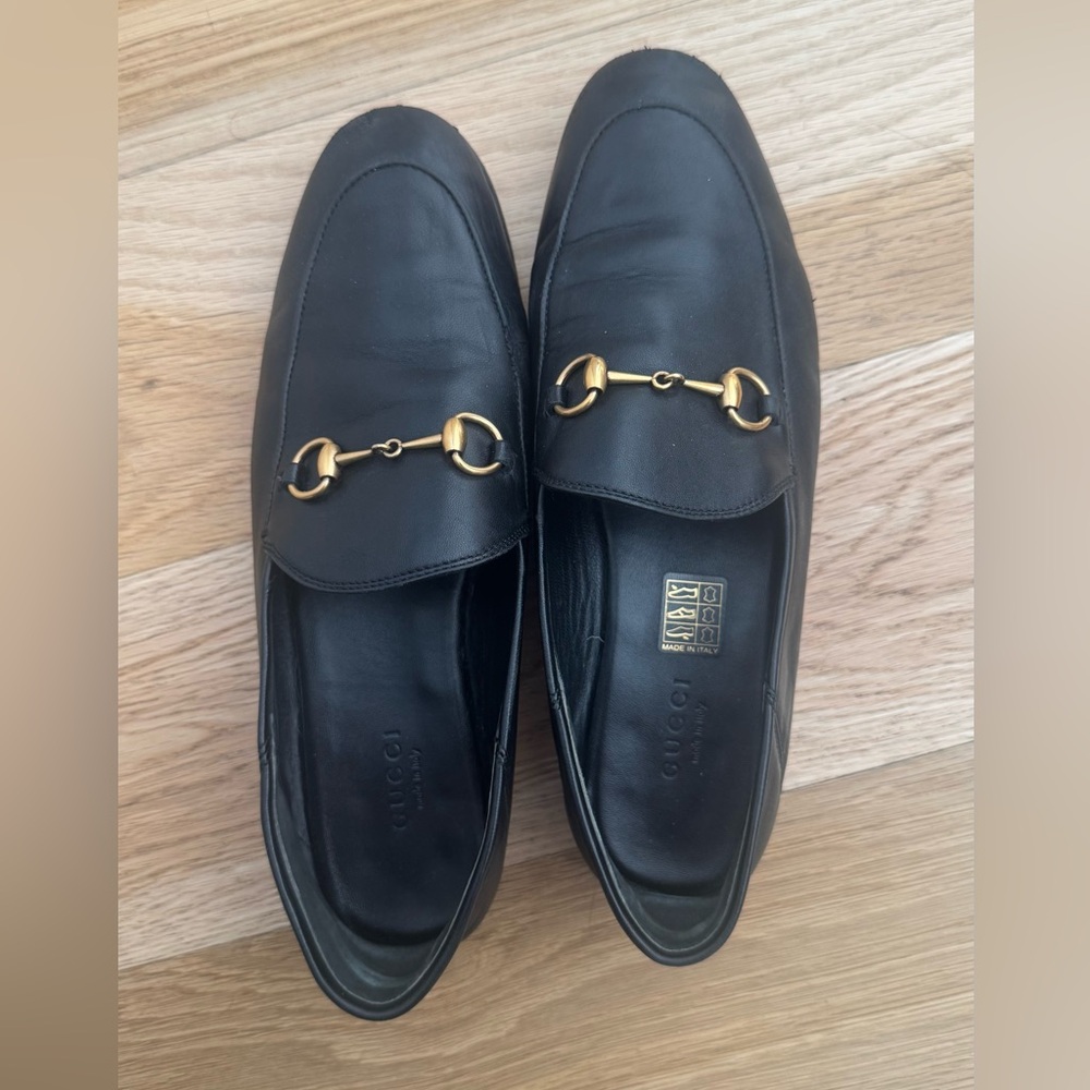 Gucci Brixton Black Leather Loafers with Gold Hardware - Picture 2 of 5